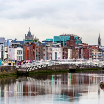 Ha'penny Bridge - Ireland | Ingenious Travel